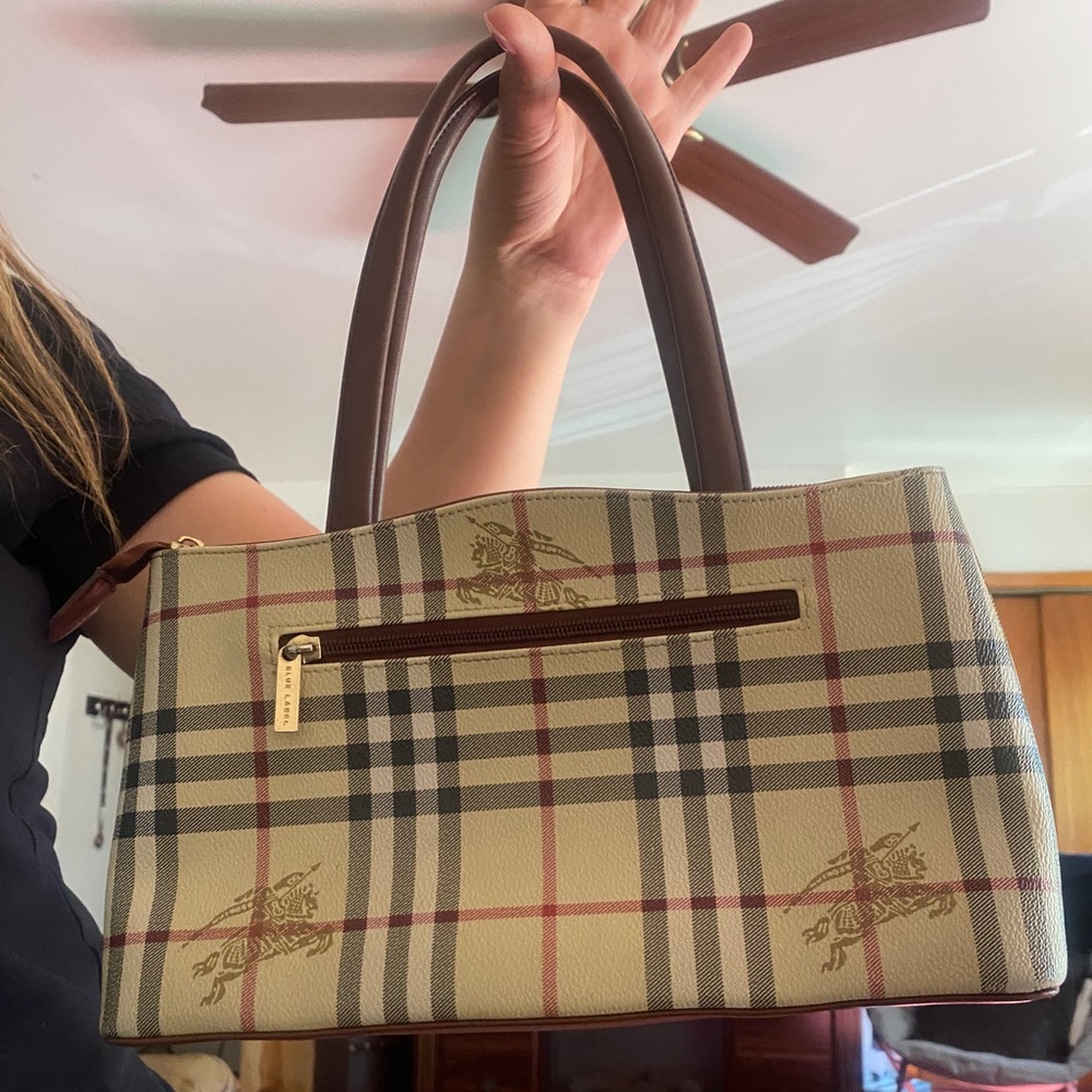 BURBERRY PURSE